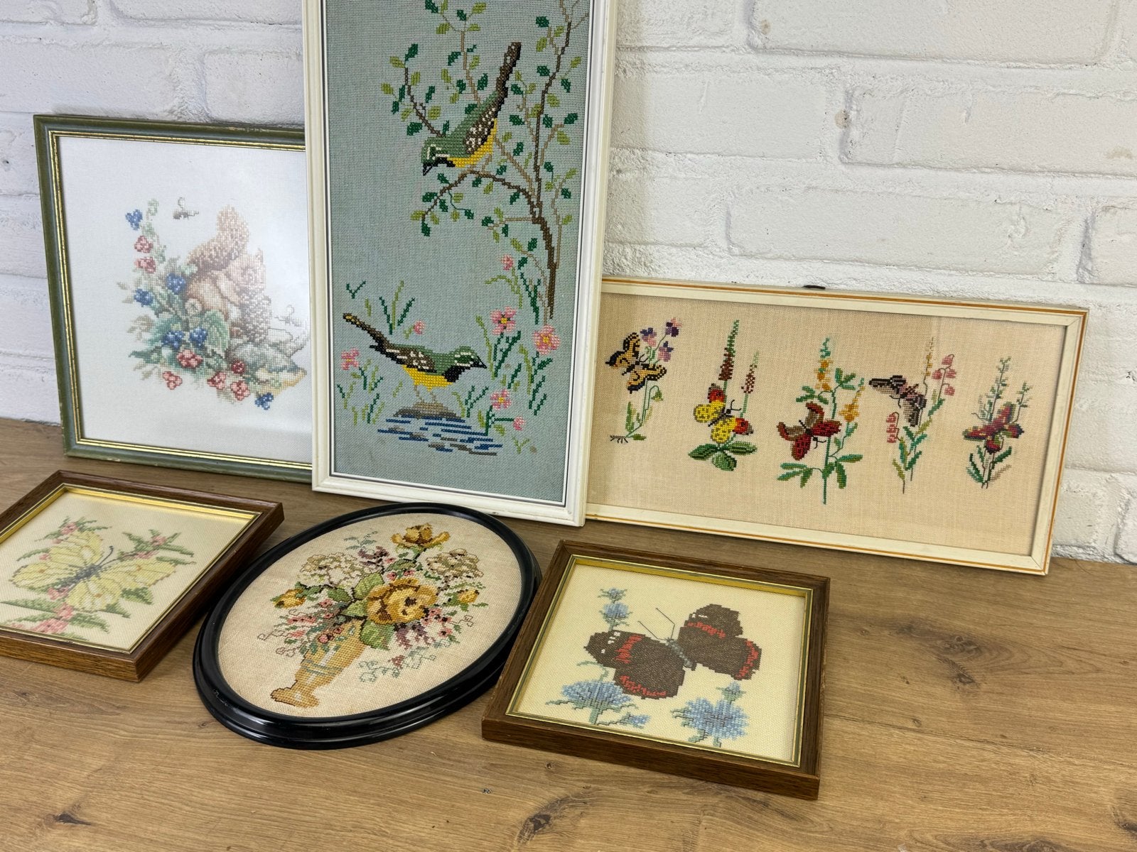 Diverse geborduurde bloemen, vlinder en vogels kunstwerken, Ophalen of Verzenden
