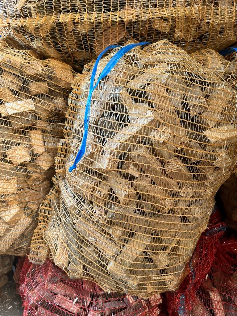 Netten met aanmaakhout - Ideaal voor uw haard of kachel, Tuin en Terras, Haardhout, Minder dan 3 m³, Ophalen, Overige houtsoorten