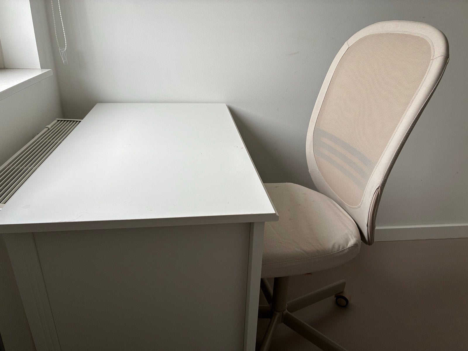 IKEA Brusali bureau met bureaustoel, Ophalen, Gebruikt, Spaanplaat of MDF, IKEA