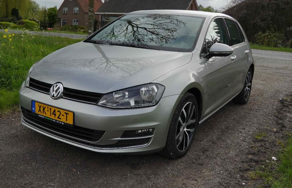 Volkswagen Golf 2.0 TDI 150pk BMT 5D 2017 Grijs, Voorwielaandrijving, 4 cilinders, 24 km/l, 140 €/maand
