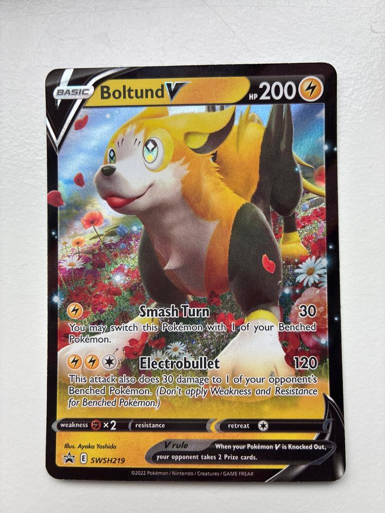 Pokémon Kaart: Boltund V SWSH219 - Zo goed als nieuw, Hobby en Vrije tijd, Verzamelkaartspellen | Pokémon, Ophalen of Verzenden