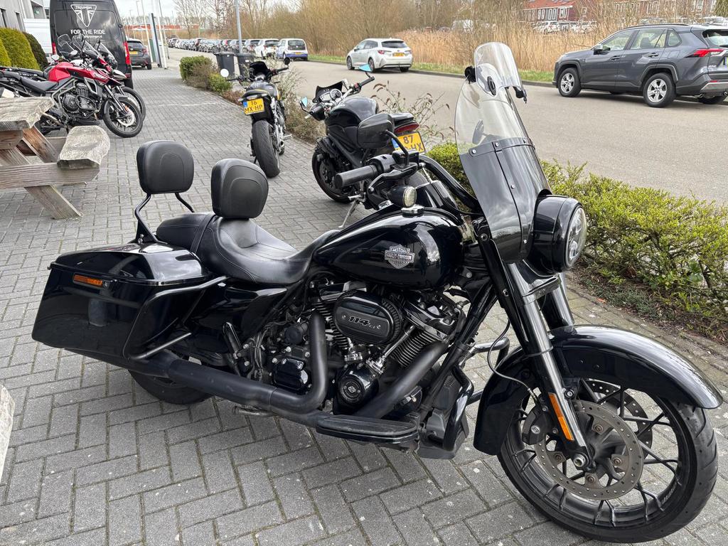 Road king Special 114CI blacked out 2021 1e eigenaar stage 2, Traction Control, 2 cilinders, Particulier, Meer dan 35 kW