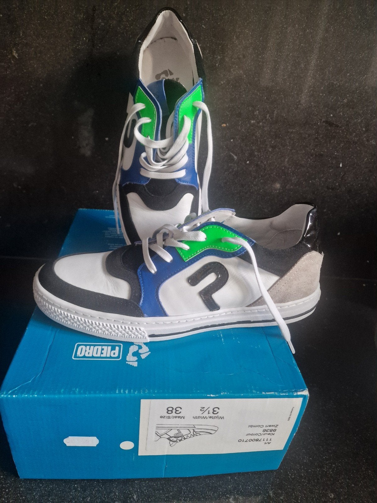 Piedro sneakers maat 38 - Zwart Combi, Zwart, Nieuw, Ophalen of Verzenden, Sneakers of Gympen