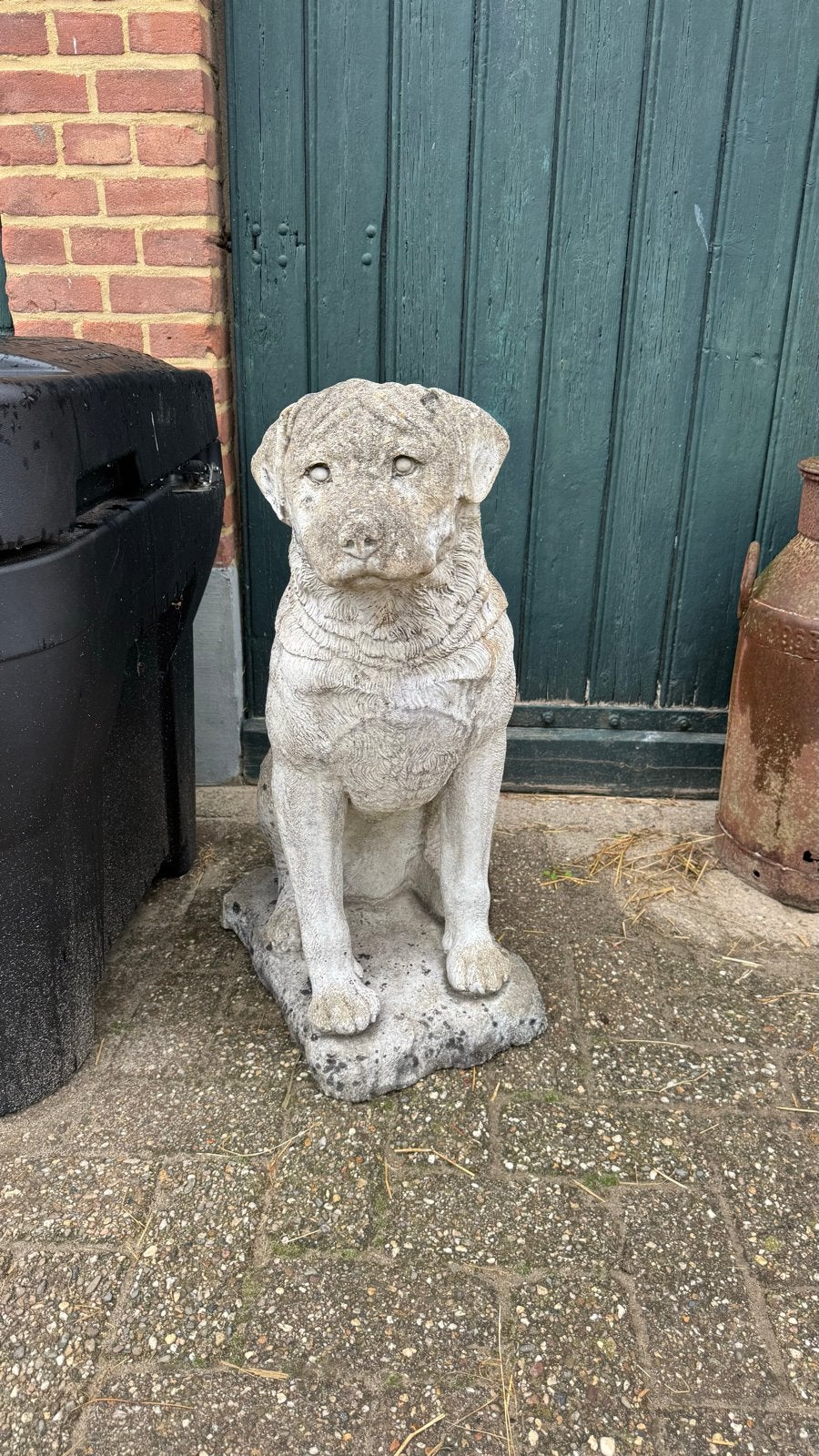 Betonnen hondenbeeld - Labrador tuinbeeld, Ophalen, Gebruikt, Beton, Dierenbeeld