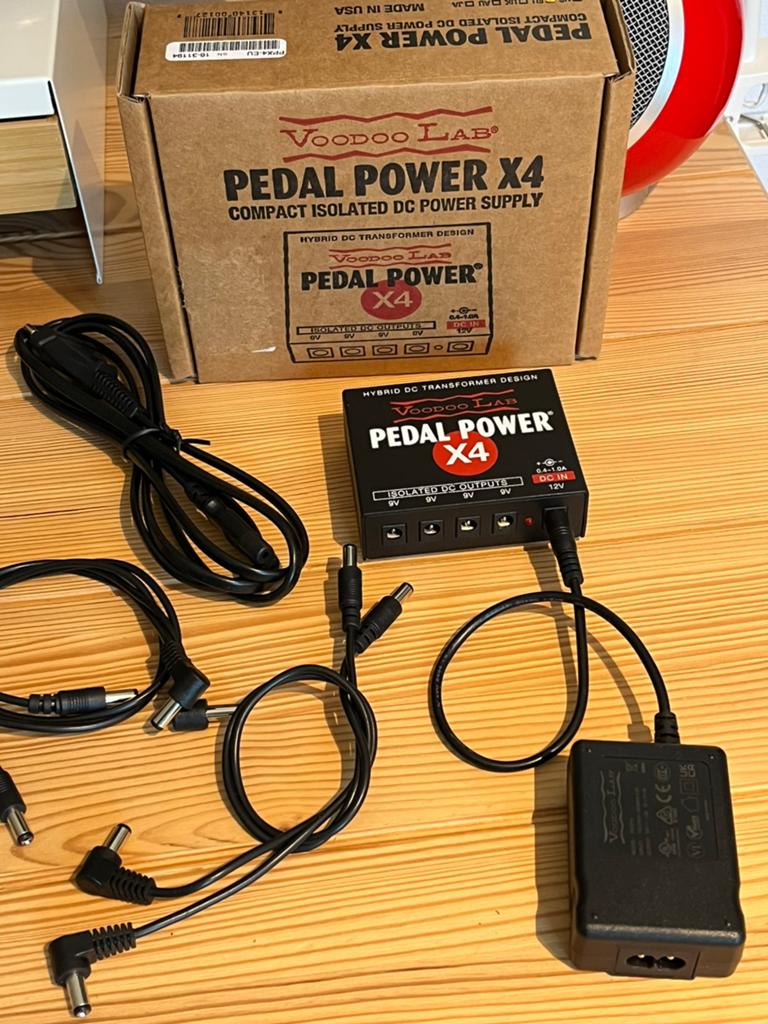 Voodoo Lab Pedal Power X4, Ophalen of Verzenden, Zo goed als nieuw