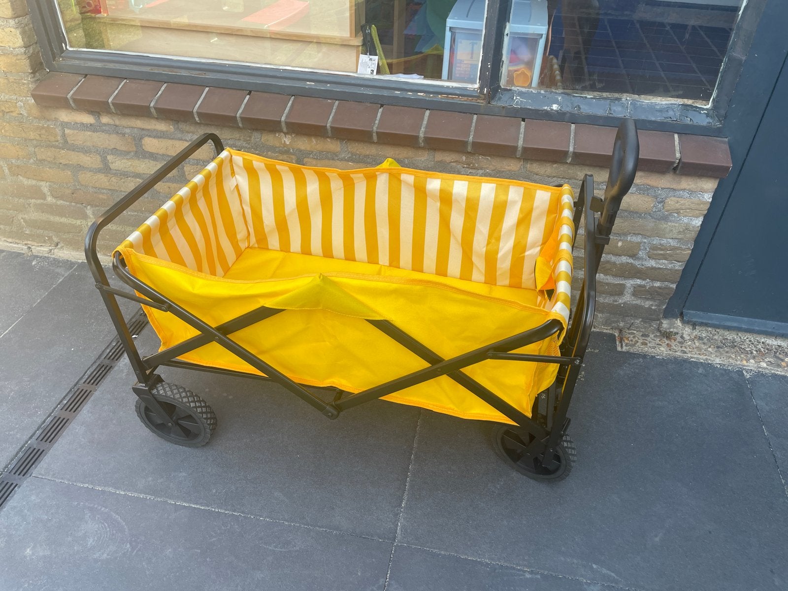 Inklapbare bolderkar - Geel/Wit gestreept, Ophalen, Opvouwbaar, Gebruikt
