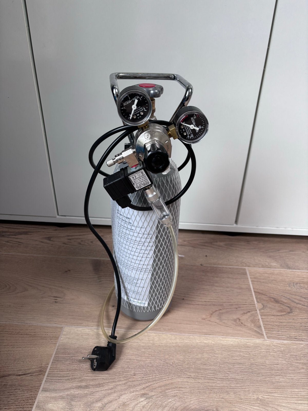 Aqua noa Co2 fles en regulator t.b.v. aquarium, Dieren en Toebehoren, Ophalen, Gebruikt, Overige merken, CO₂-systeem