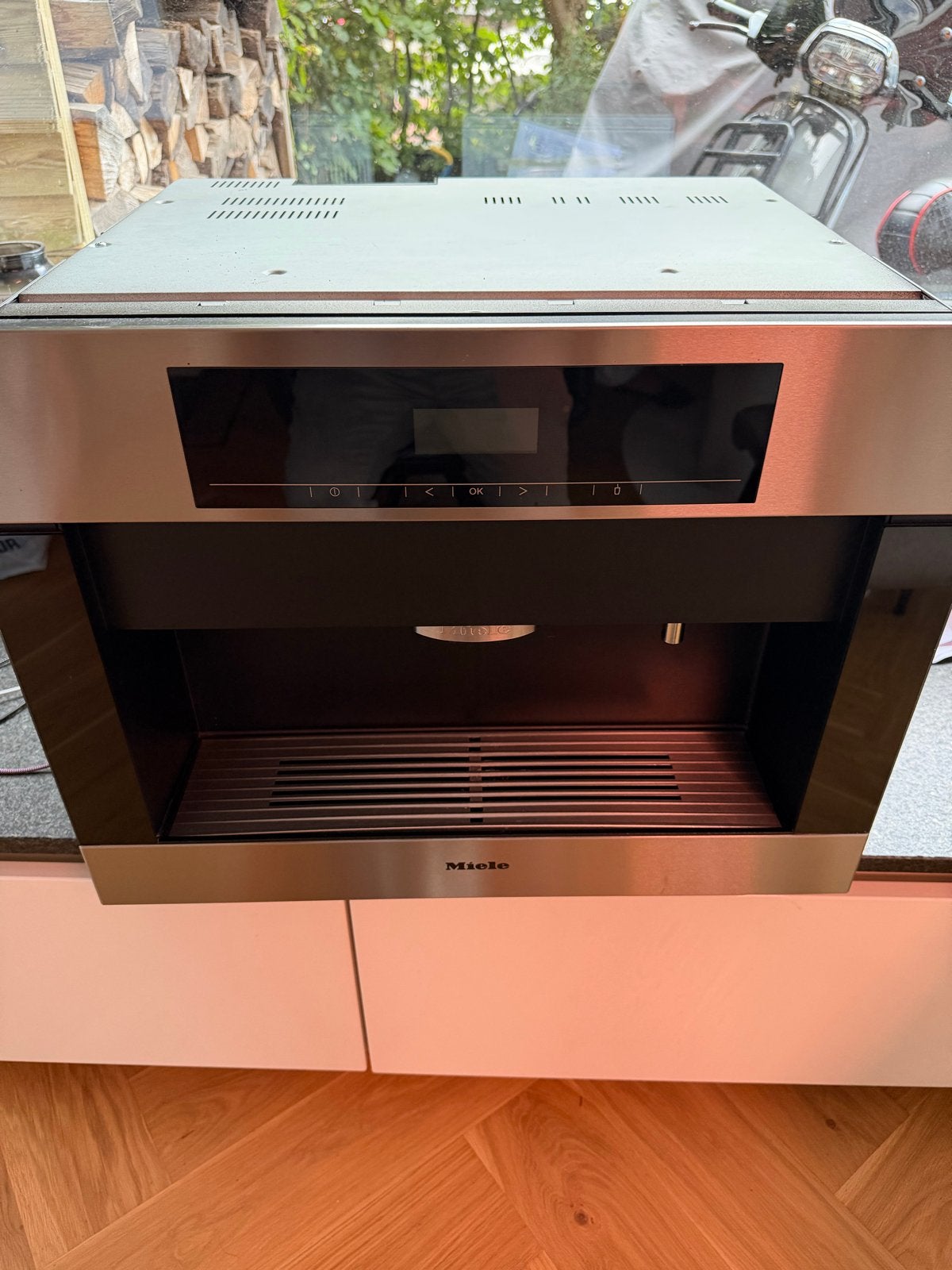 Miele cva 5065 - Gaat niet meer aan, Ophalen, 10 kopjes of meer, Koffiemachine, Koffiebonen