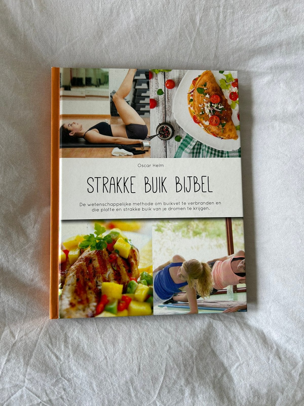 Strakke buik bijbel oscar Helm, Ophalen of Verzenden, Zo goed als nieuw