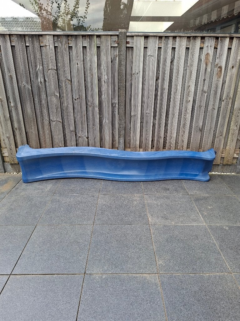 Blauwe glijbaan, Ophalen, Gebruikt, Glijbaan