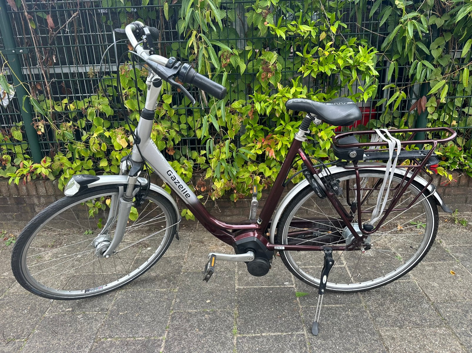 Gazelle Elektrische fiets opknapper of voor onderdelen, Fietsen en Brommers, Ophalen, Zo goed als nieuw, Gazelle
