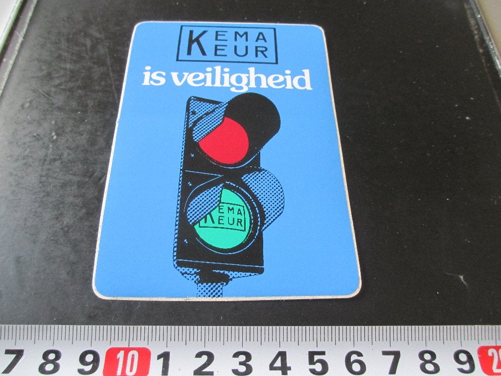 sticker KEMA KEUR kemakeur is veiligheid - verkeerslicht *, Verzamelen, Ophalen, Zo goed als nieuw