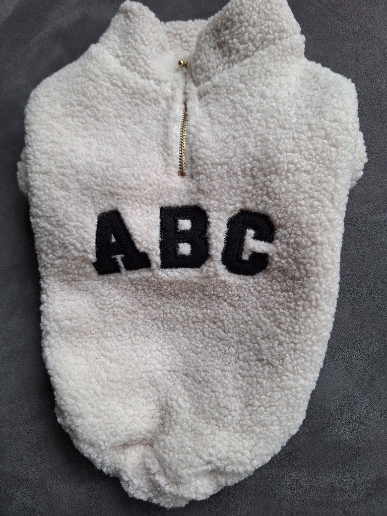 Honden Teddy truitje staat  Nieuw, Ophalen of Verzenden, Nieuw, Hondenjas, S