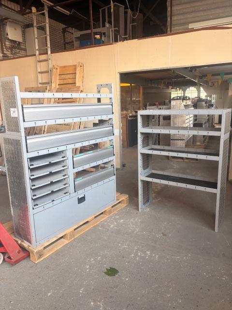 Bedrijfswagen inrichting SET(2552) kast 1,2 €699, Auto diversen, Auto-accessoires, Zo goed als nieuw, Ophalen