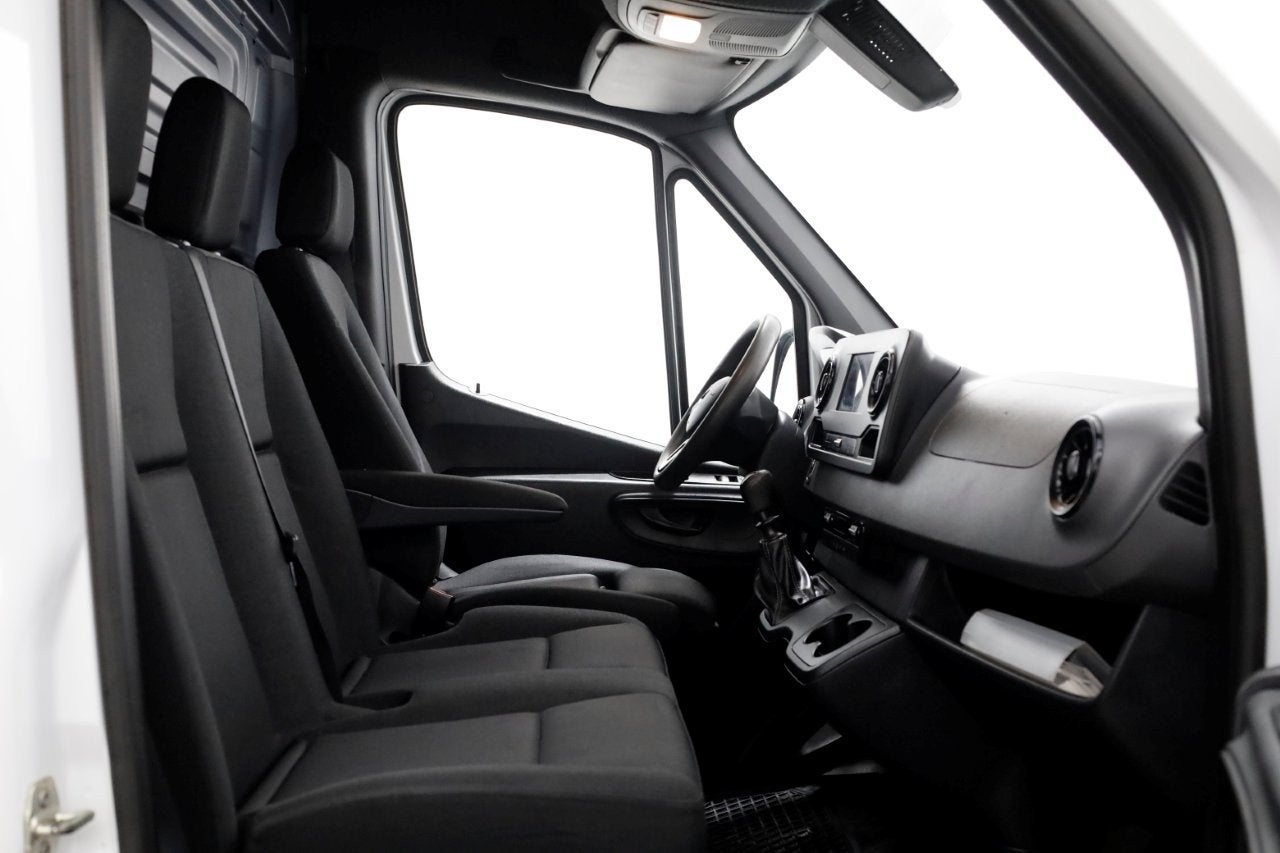 Mercedes-Benz Sprinter 317 CDI 170pk RWD L2H2 LED/Airco/Came, Achterwielaandrijving, Gebruikt, Euro 6, 4 cilinders