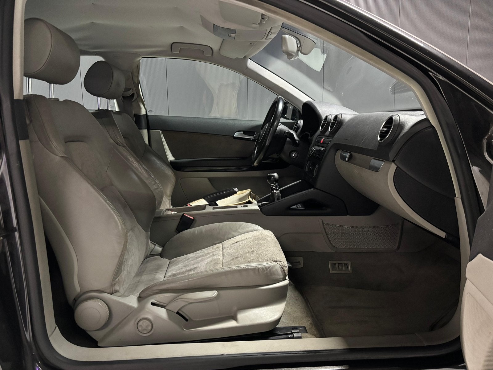 Foto 12 van Audi a3 2004 fsi2.0