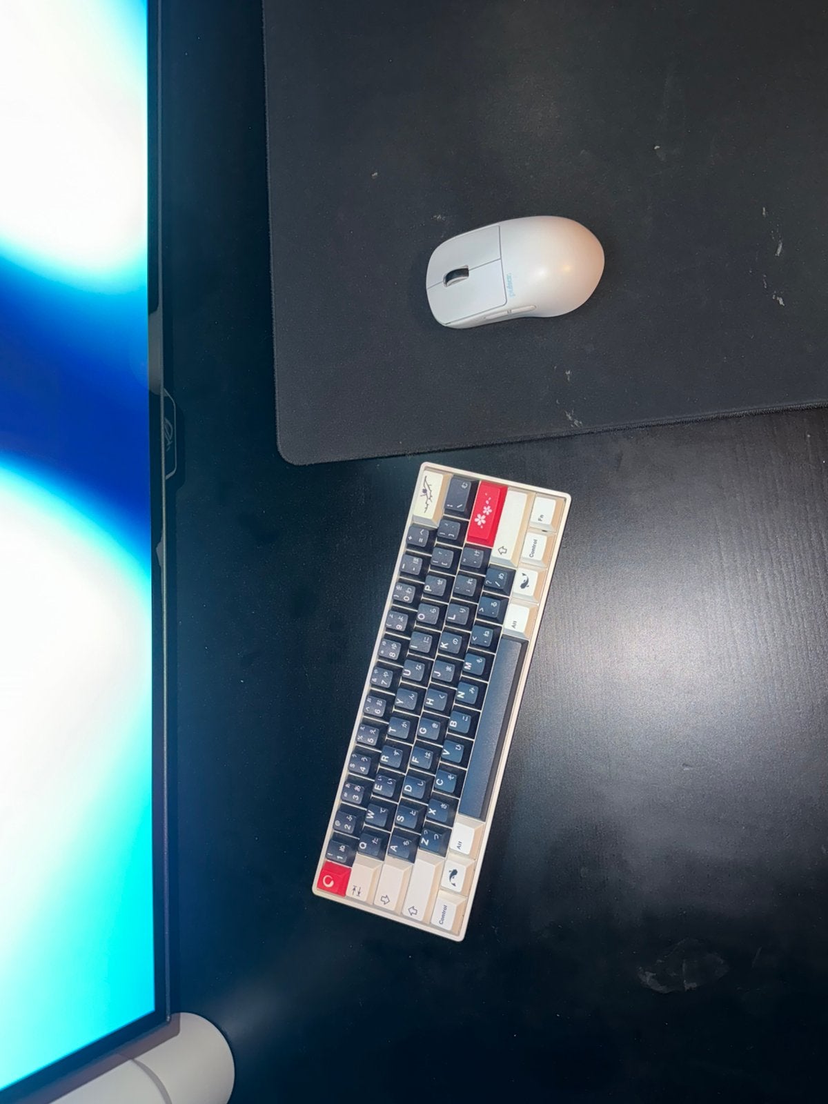 HK Gaming GK61 - Gateron Silver Speed - Custom keycaps, Computers en Software, Ophalen of Verzenden, Zo goed als nieuw