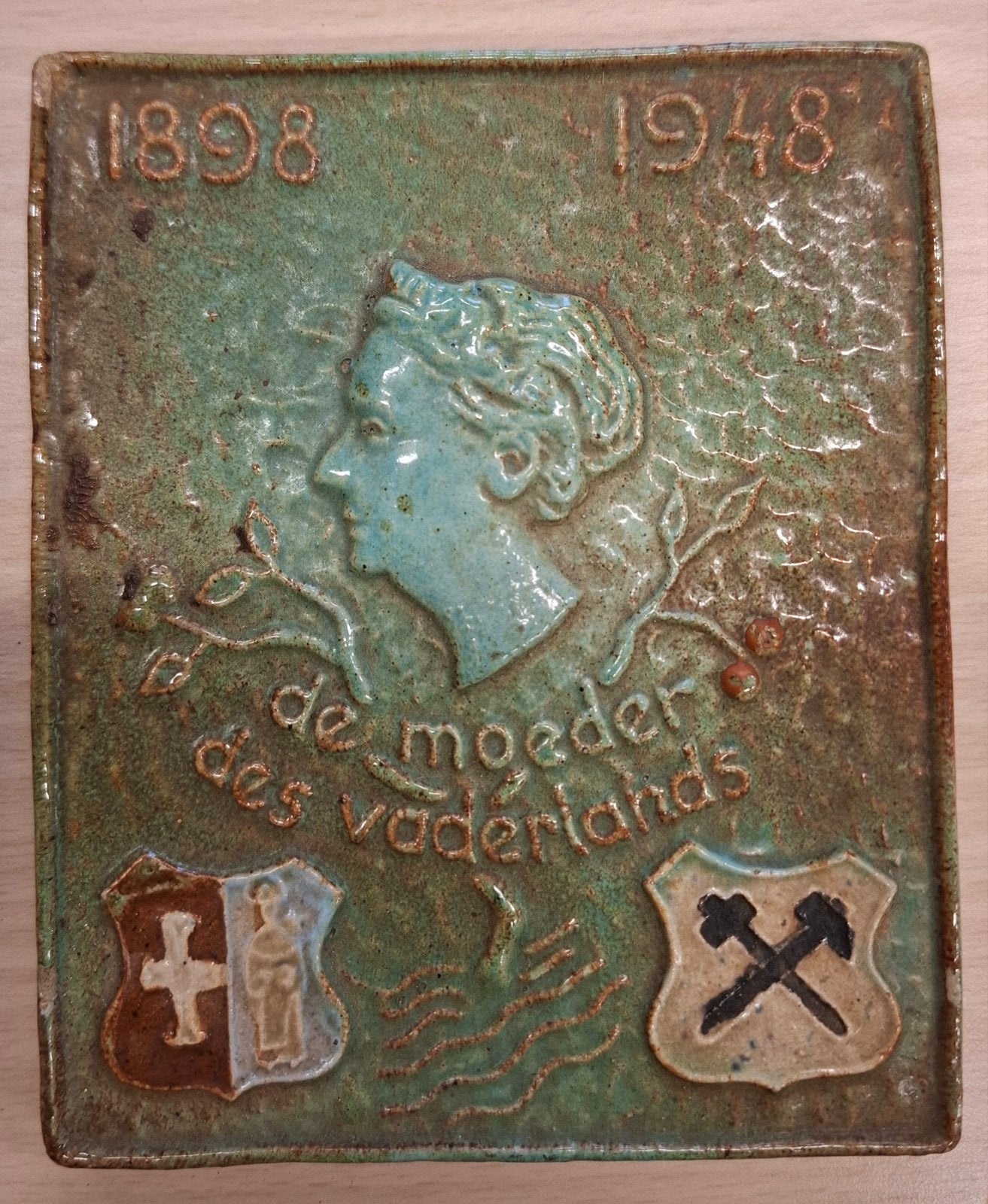 Tegel Wilhelmina - Brunssum -  mijnbouw - Staatsmijnen, Ophalen of Verzenden