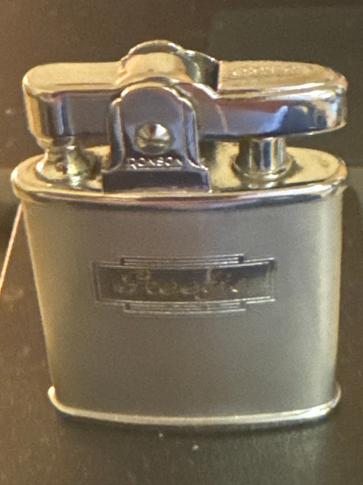 Vintage Ronson benzine aansteker - Made in England, Ophalen of Verzenden, Gebruikt, Aansteker