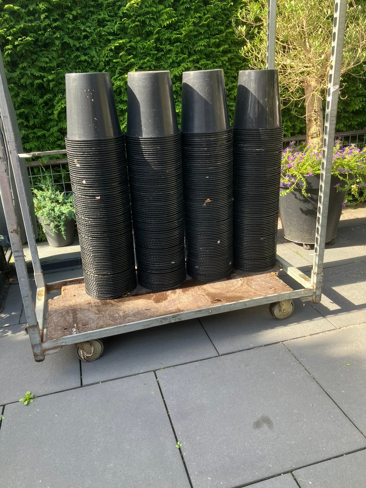 Potten/ emmers 10 liter, Tuin en Terras, Ophalen, Kunststof, Rond, Zo goed als nieuw