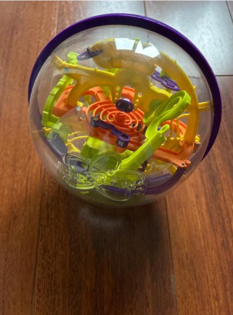 Puzzel bal, Ophalen, Minder dan 500 stukjes, Zo goed als nieuw, Rubik's of 3D-puzzel