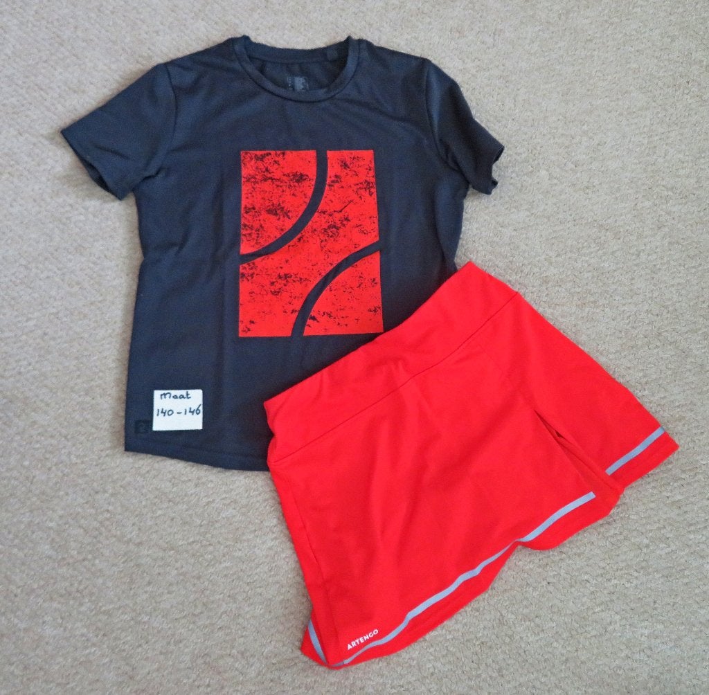tennis shirt- broekrokje+ event. trainingsbroek maat 140-146, Sport en Fitness, Tennis, Overige merken, L00, Ophalen of Verzenden