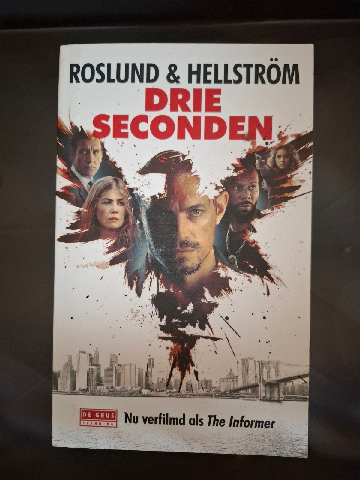 Roslund & Hellström - Drie Seconden, Ophalen of Verzenden, Zo goed als nieuw, Roslund & Hellström, Scandinavië
