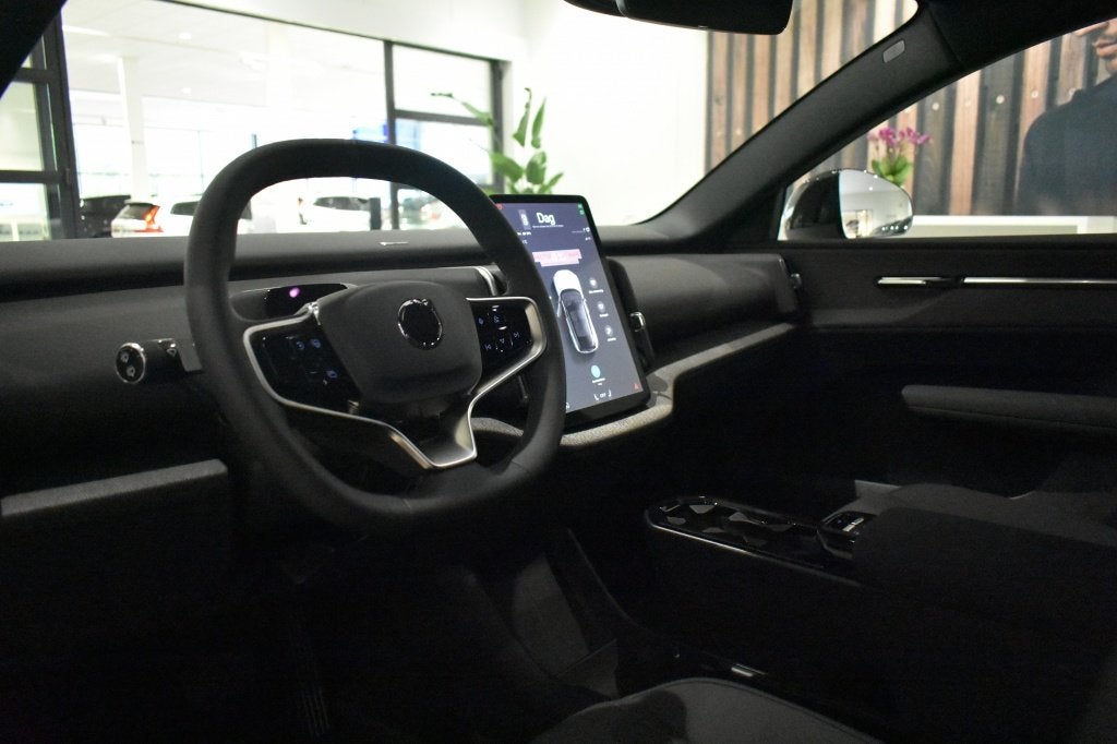 Volvo EX30 Cross Country P5 Long Range Plus Europa 272Pk/69k, Auto's, Automaat, Adaptive Cruise Control, 0 cilinders, EX30