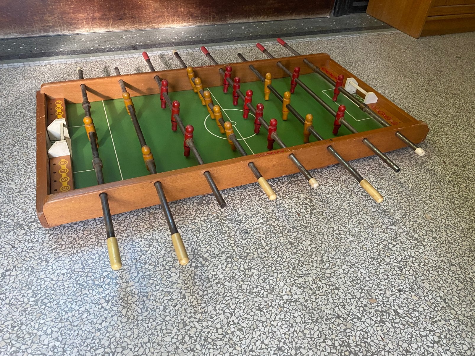 Vintage antieke voetbal tafel, Ophalen of Verzenden, Zo goed als nieuw, Buitenlandse clubs