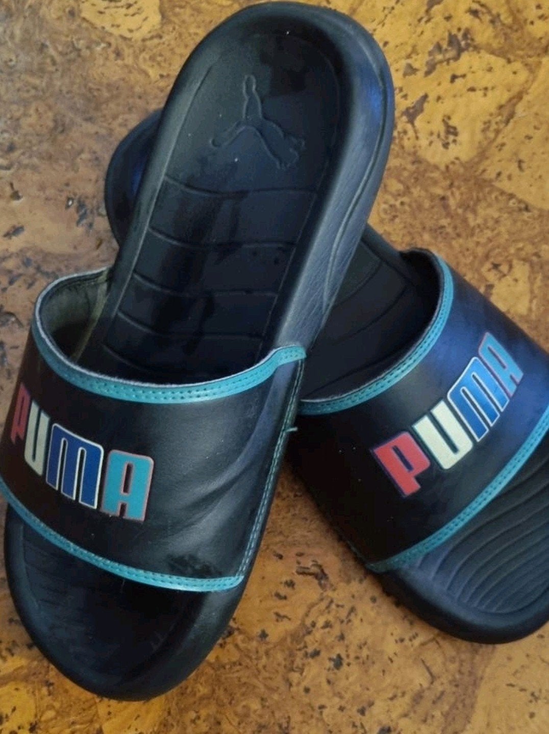 Puma badslippers
Maat 38, Slippers, Puma, Zwart, Ophalen of Verzenden