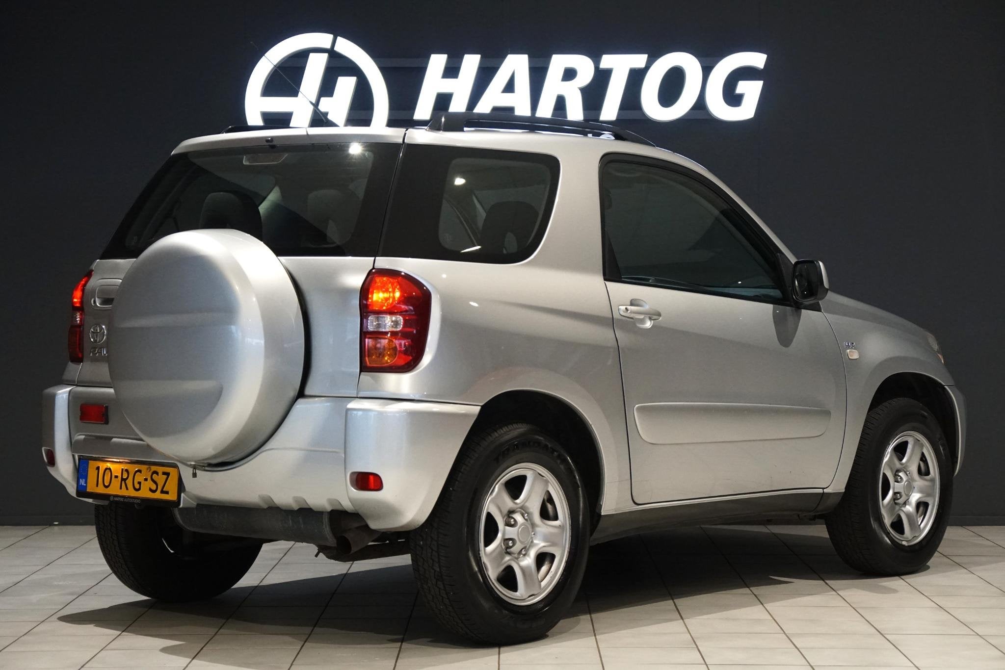 Toyota RAV4 1.8-16V VVT-i Luna + 1E EIGENAAR / DEALER ONDERH, Voorwielaandrijving, Gebruikt, 4 cilinders, 1095 kg