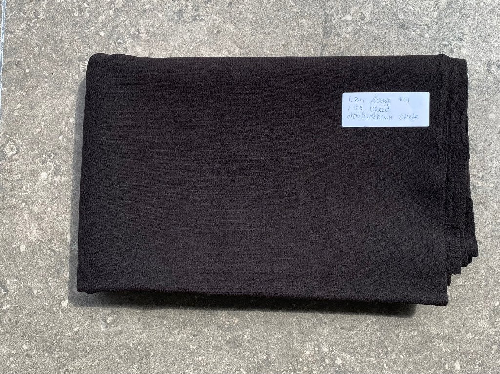 Lap wollen Crep donker bruin, Wol, Bruin, 120 cm of meer, Nieuw