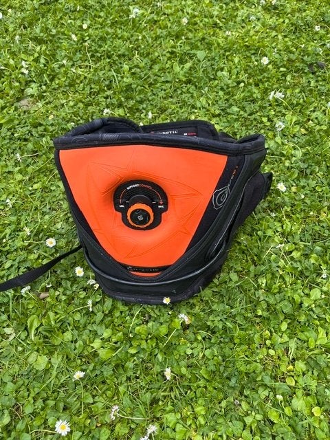 Heuptrapeze Mystic maat S, Watersport en Boten, Kitesurfen, Ophalen, 9 m², Trapeze, Geen board