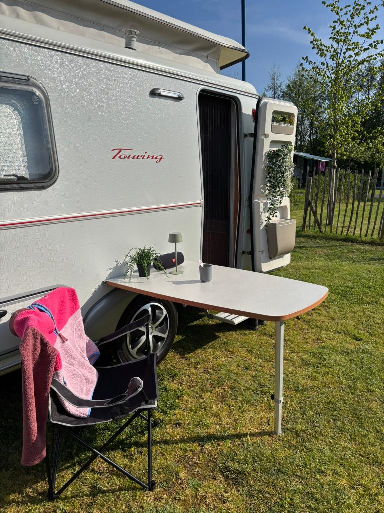 Unieke Retro caravan Eriba triton 410 🌺, Caravans en Kamperen, Caravans, Particulier, tot en met 3, 500 - 750 kg, Treinzit, Eriba