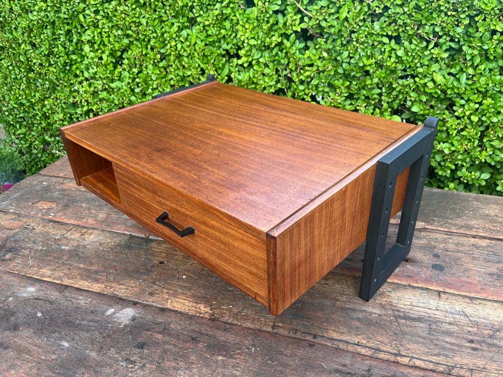 Mid century zwevend bureautje nachtkastje., Ophalen of Verzenden