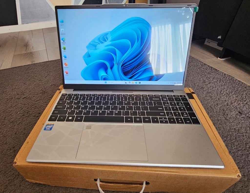 Bijna nieuwe Acekamas Intel Core i9 laptop met 16 gb ddr3 Ra, Ophalen of Verzenden, Zo goed als nieuw, 2 tot 3 Ghz, SSD