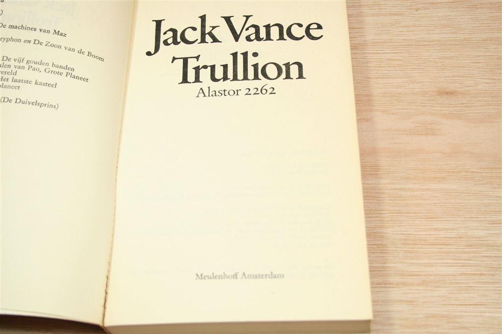 Trullion, Alastor 2262 — Jack Vance Science Fiction, Ophalen of Verzenden, Gelezen