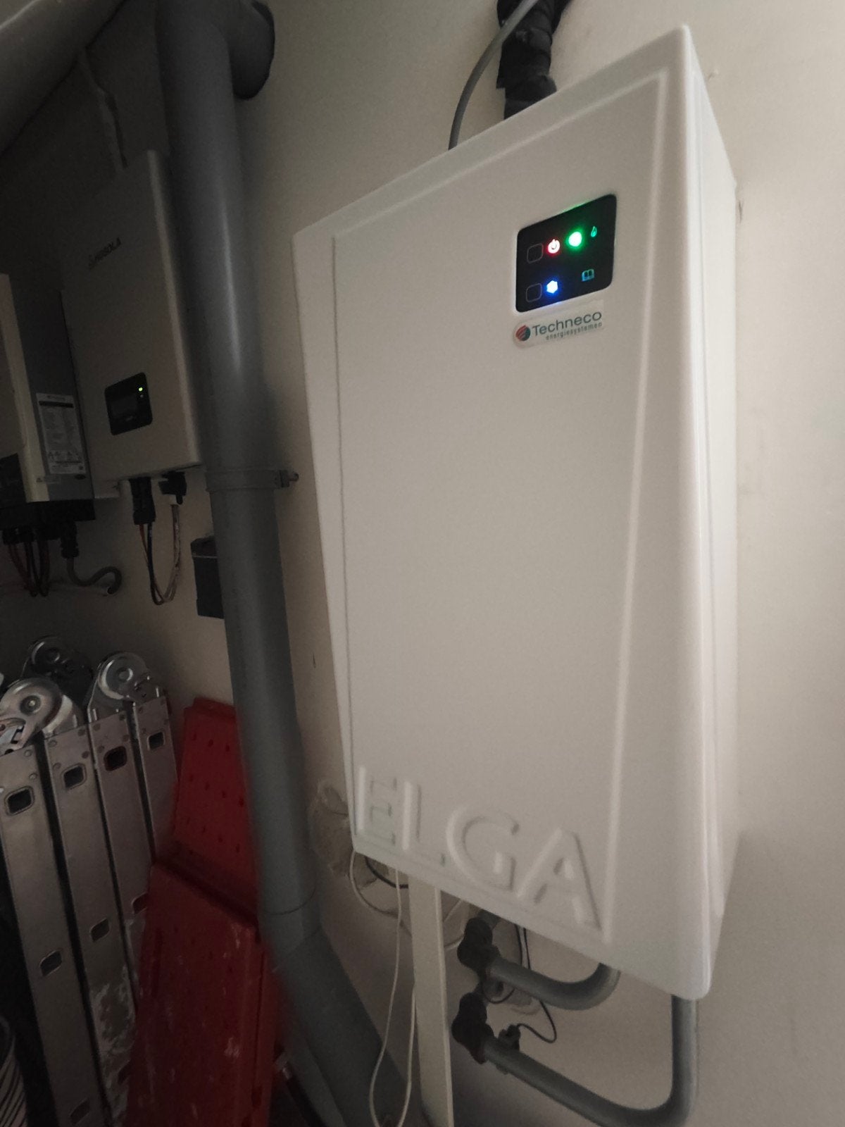 Elga warmtepomp met Plugwise Anna slimme thermostaat, Ophalen, Gebruikt, Minder dan 60 cm