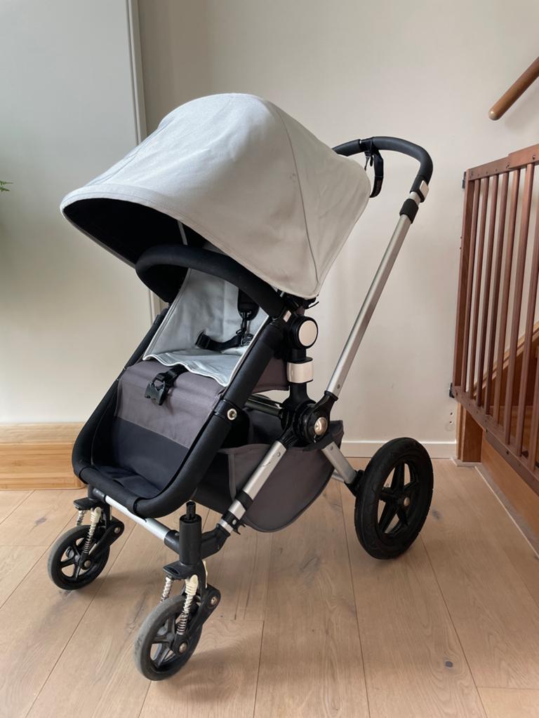 Bugaboo Cameleon Combiwagen met reiswieg, zitje en adapters, Ophalen, Gebruikt, Voetenzak