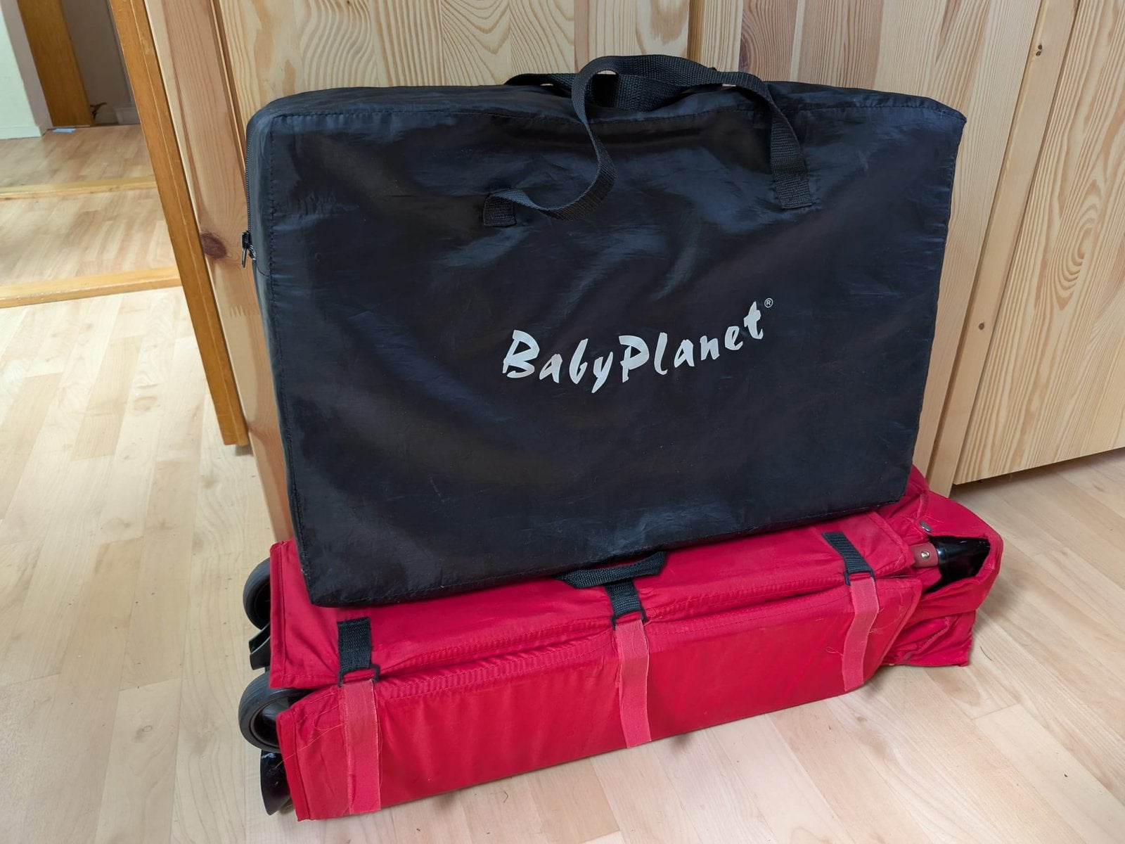 Koolstra Reisbed met Matras - Rood, Ophalen, Gebruikt, 190 cm of minder, Stof
