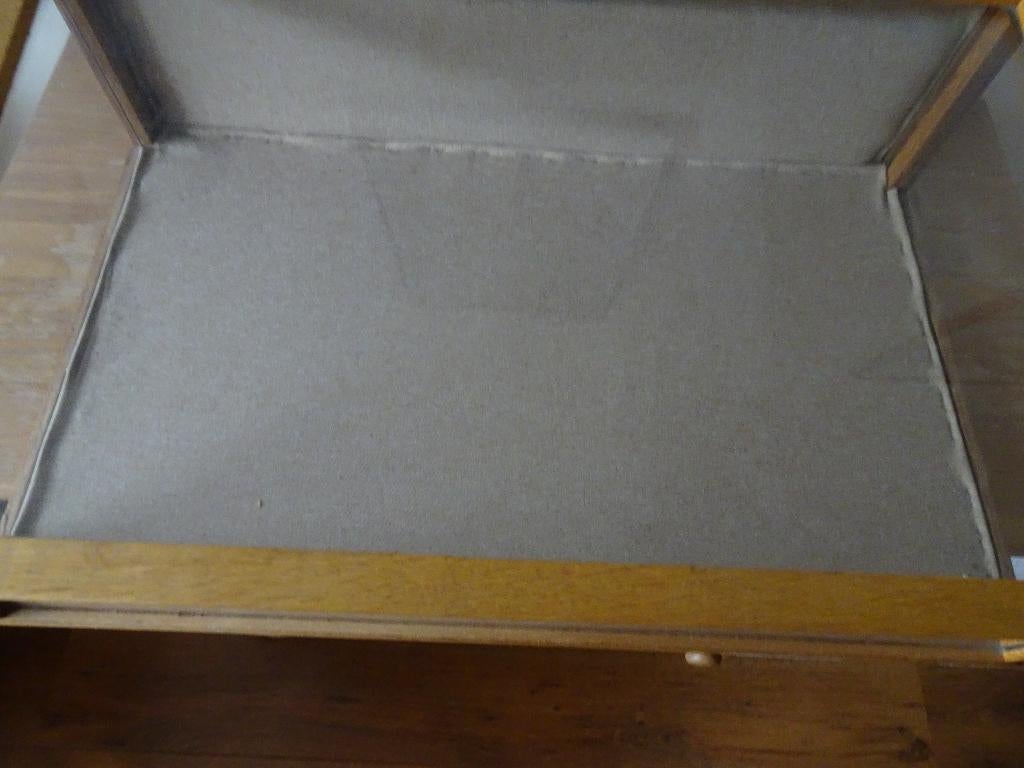 Klein vitrine kastje voor op een tafel te plaatsen, Ophalen, 50 tot 100 cm, Zo goed als nieuw, Minder dan 100 cm