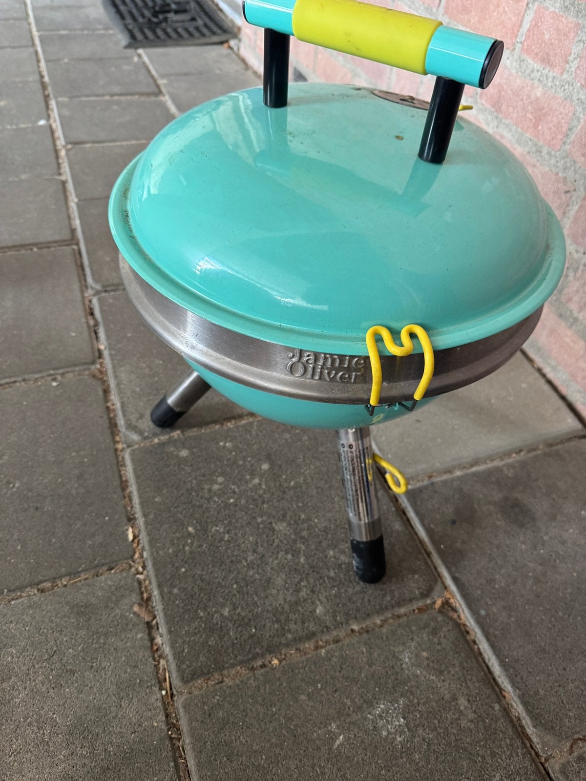 BBQ 35 cm + briket starter, Ophalen, Zo goed als nieuw