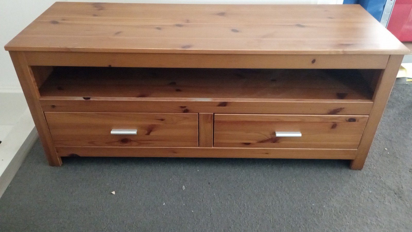 Klein houten tv-meubel met lades, Ophalen, Gebruikt, 100 tot 150 cm, Minder dan 100 cm
