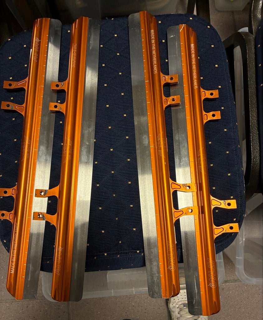 2 sets Attaq schaatsmessen 17.0” (ook per set verkrijgbaar), Overige merken, Klapschaats, Gebruikt, Ophalen of Verzenden