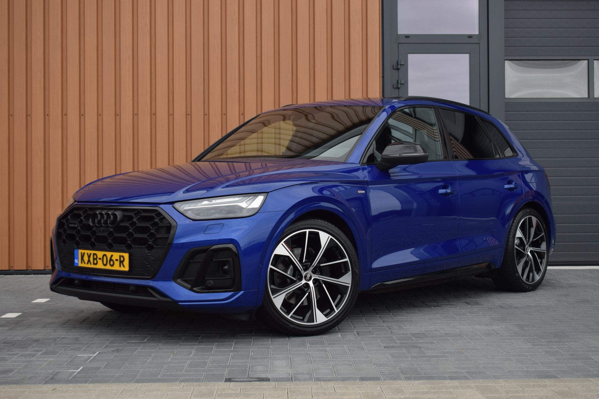 Audi Q5 55 TFSI e S-line | Luchtvering | Pano | RS stoelen |, Auto's, Dealer onderhouden, Gebruikt, Euro 6, 4 cilinders