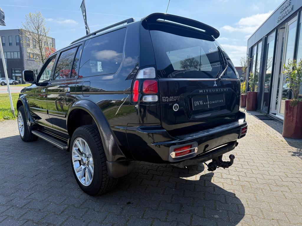 Mitsubishi Pajero Sport 3.0 V6 Intense, Auto's, Automaat, Gebruikt, Zwart, 2800 kg