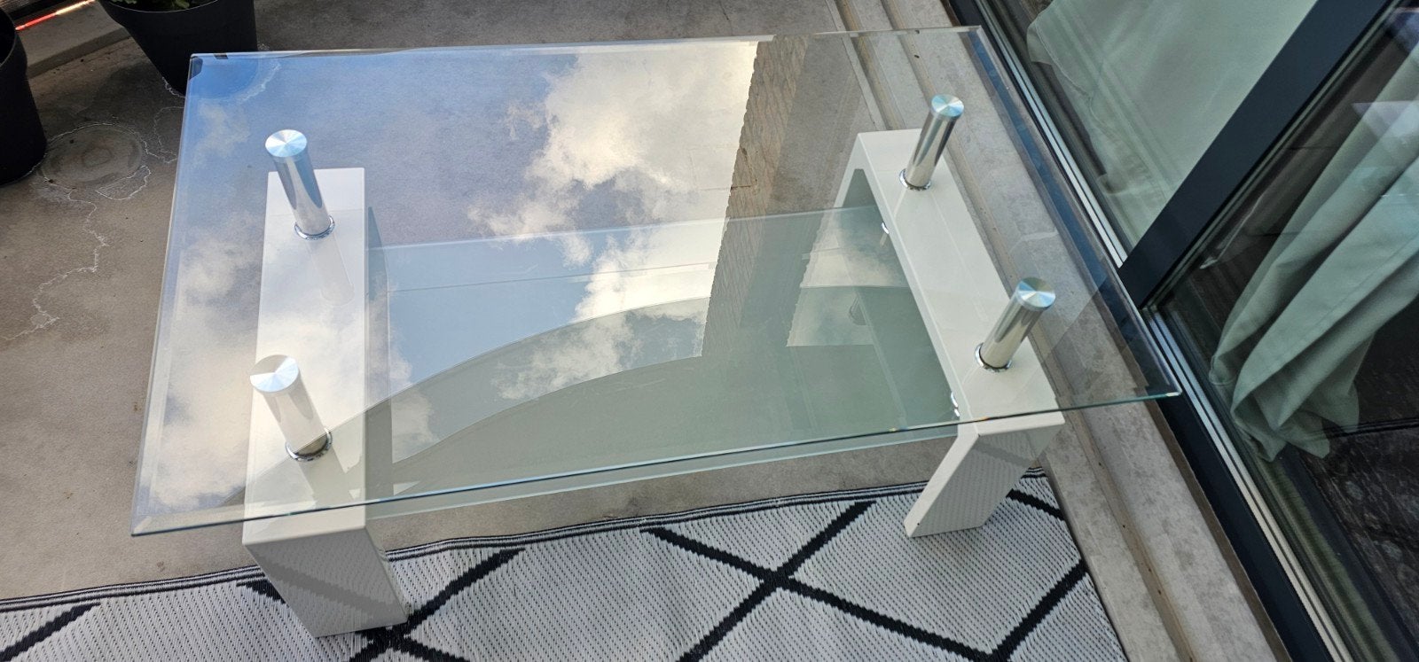 Glazen salontafel met wit onderstel, Huis en Inrichting, Ophalen, Gebruikt, 50 tot 100 cm, 50 tot 100 cm