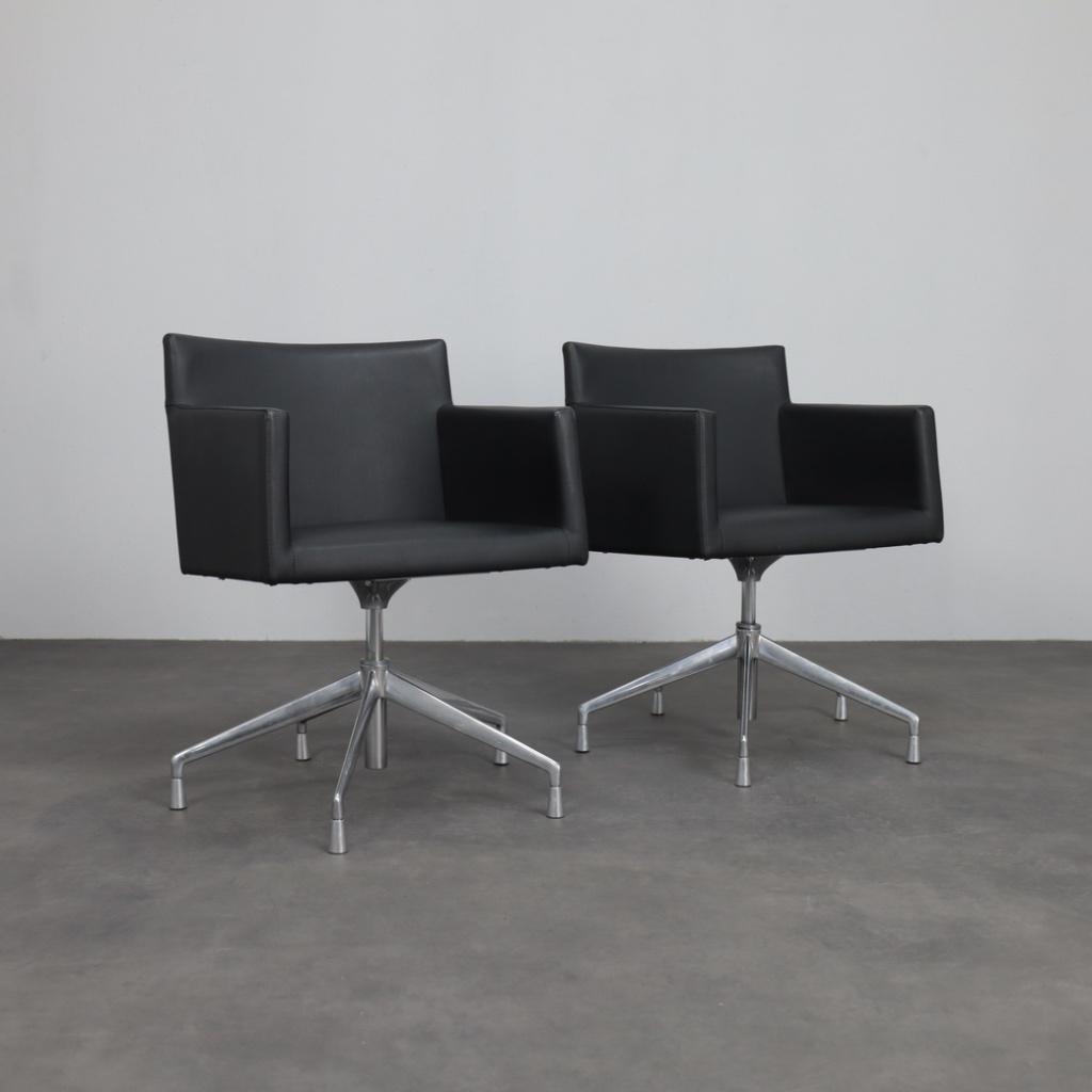 "Masai" Design Draaifauteuils leer Arper Italië, 2000s, Huis en Inrichting, Fauteuils, Ophalen, Minder dan 75 cm, Italiaans Design