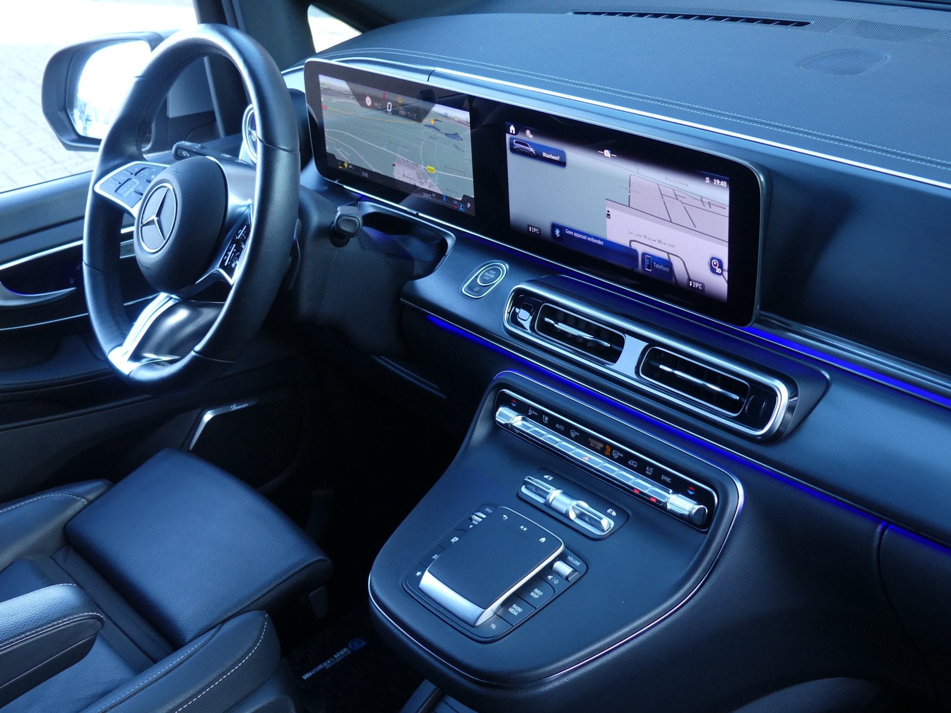 Mercedes-Benz V-Klasse 250d Lang AMG Dubbel Cabine LED/Leer/, Auto's, Bestelauto's, Achterwielaandrijving, Gebruikt, Euro 6, Bedrijf
