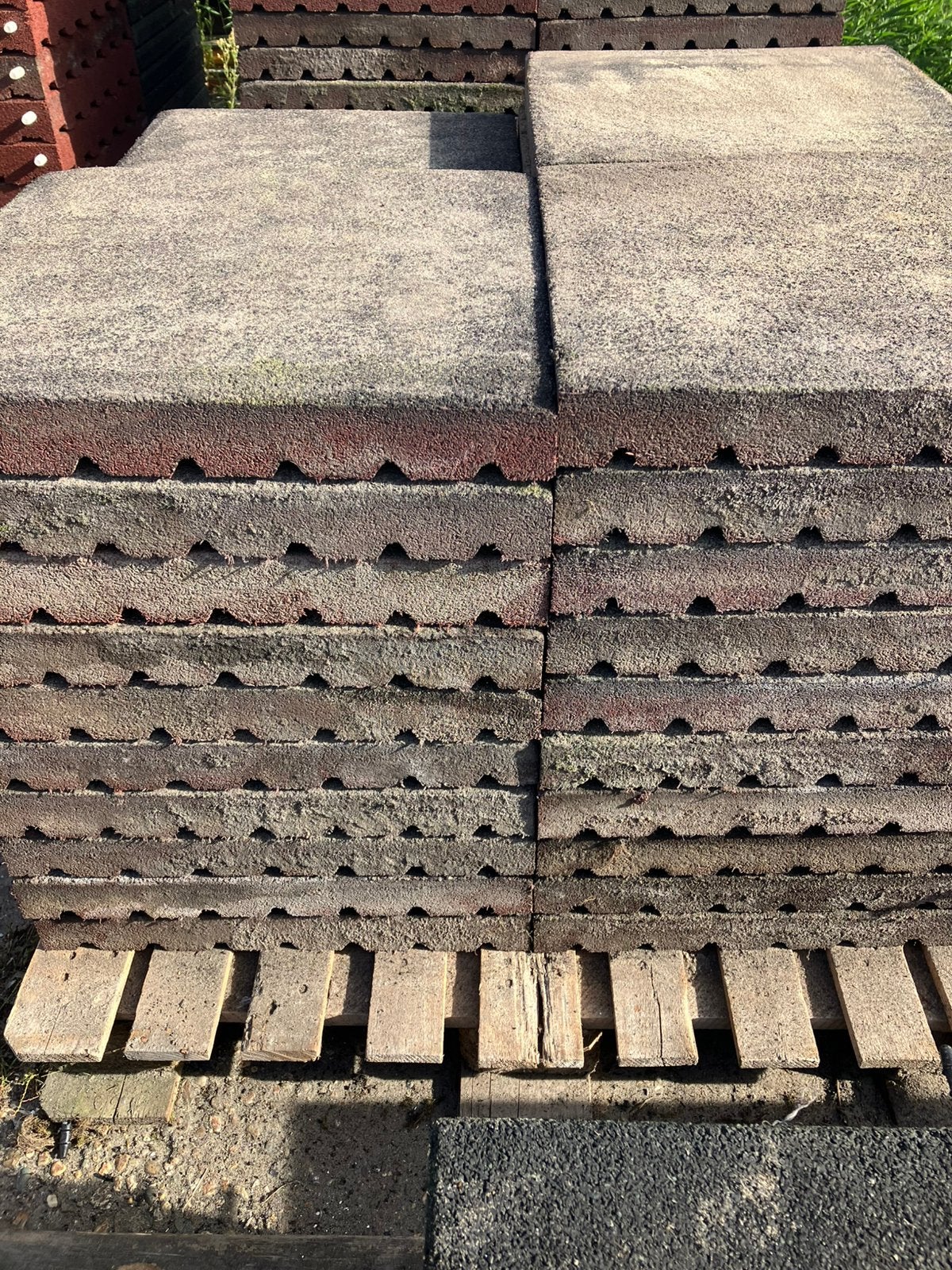 39 vochtdoorlatende rubberen tegels 50x50x6cm, Dieren en Toebehoren, Q, Q, Q